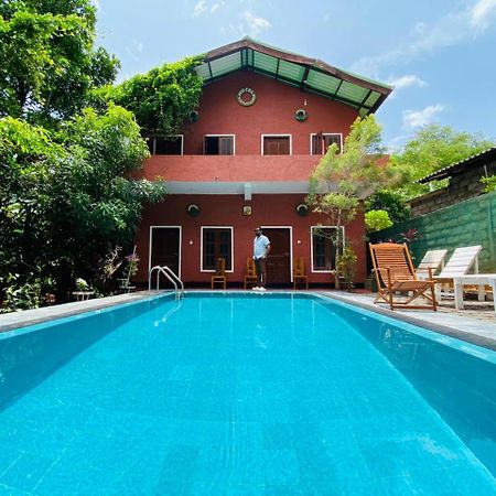 Hotel Hideaway Garage Dambulla Dış mekan fotoğraf