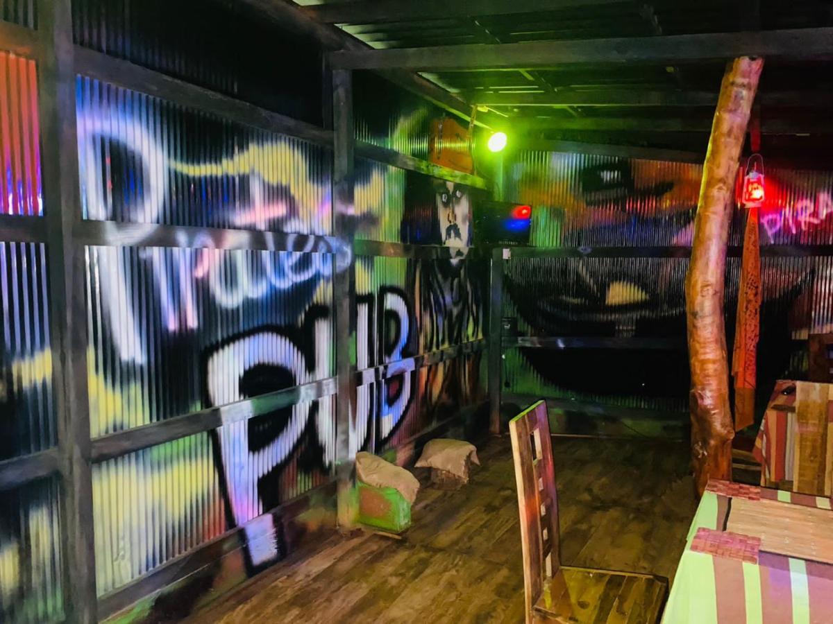 Hotel Hideaway Garage Dambulla Dış mekan fotoğraf