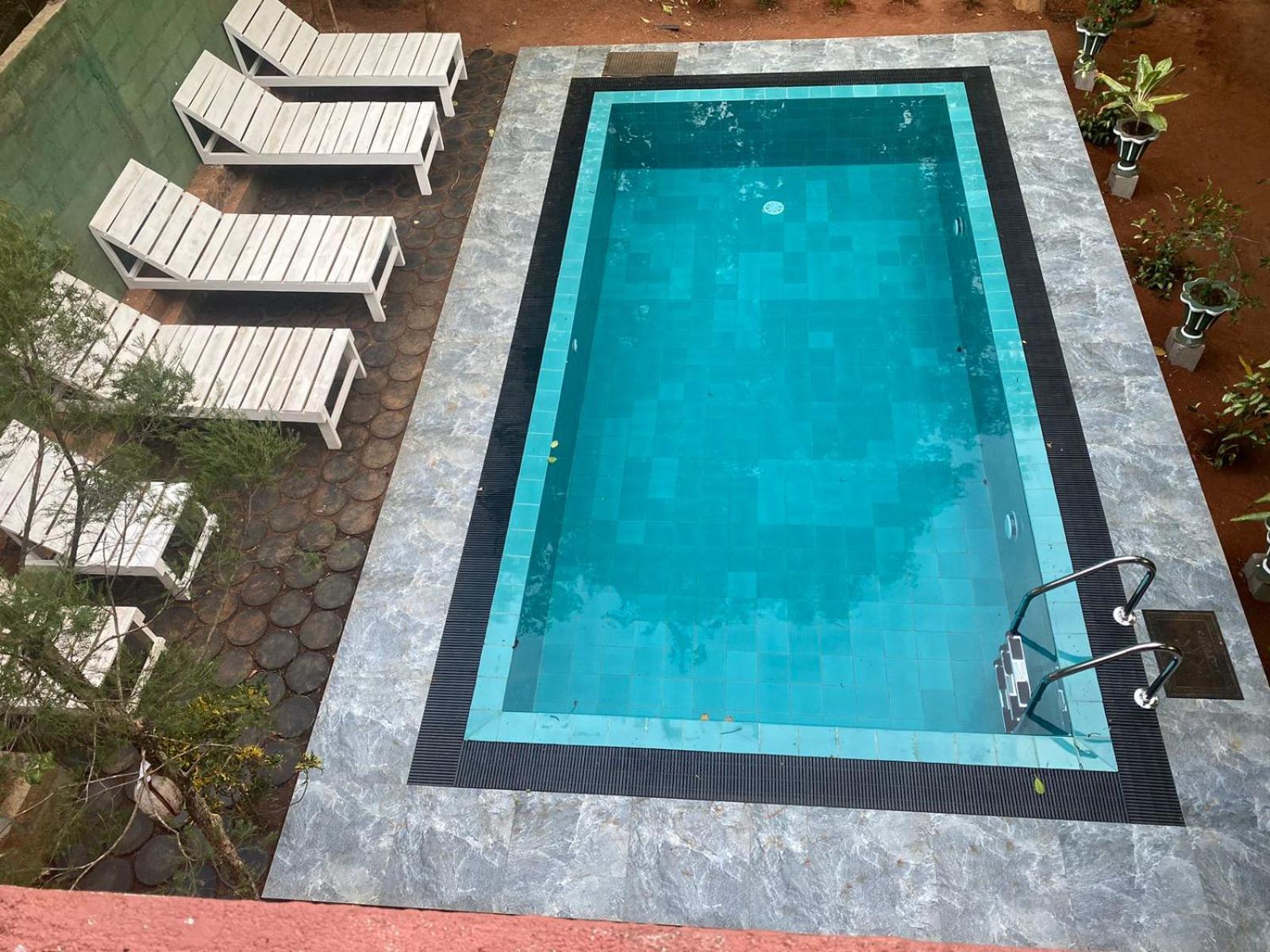 Hotel Hideaway Garage Dambulla Dış mekan fotoğraf
