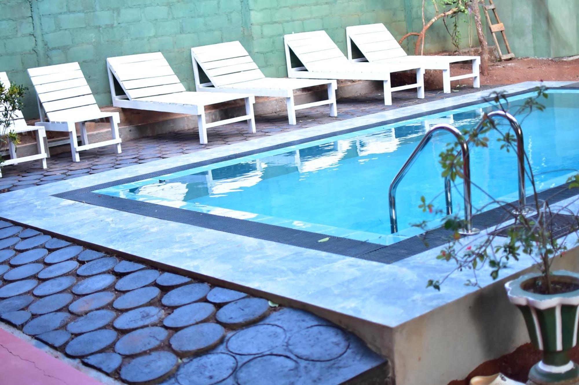 Hotel Hideaway Garage Dambulla Dış mekan fotoğraf